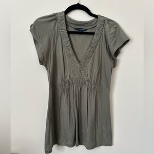 Banana republic women’s top size medium